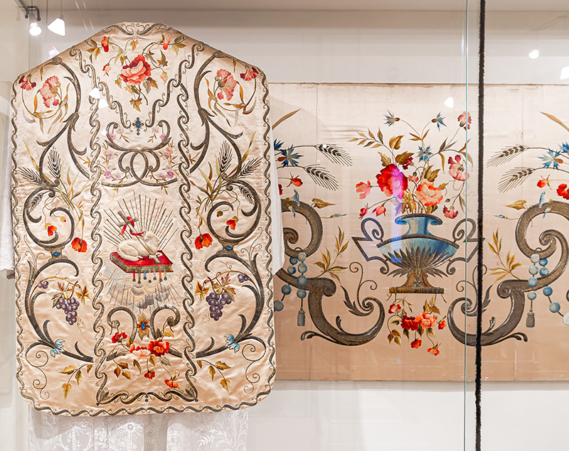 image of volunteer activities